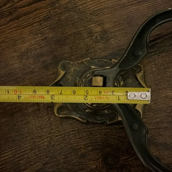 Vintage 1972 Amerock Towel Ring • retro brass bathroom decor • wall • kitchen - Picture 7 of 12